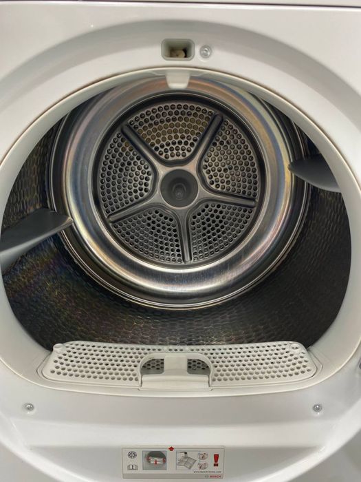 Сушильна машина Bosch Serie 8 WTW85560PL/01