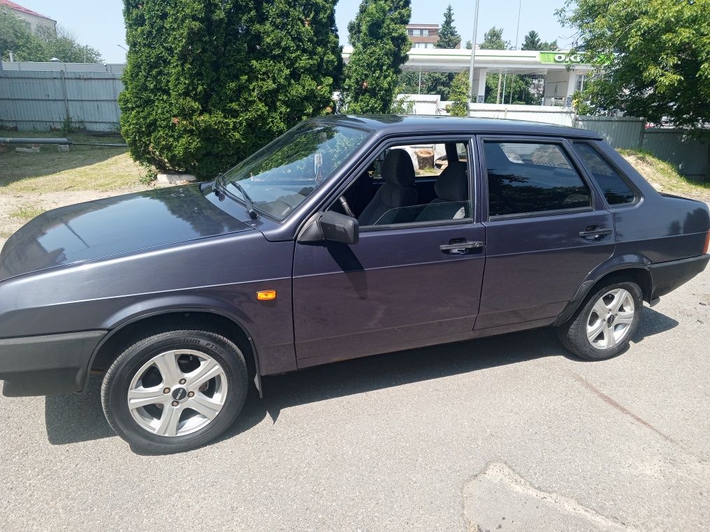 Продам ВАЗ 21099
