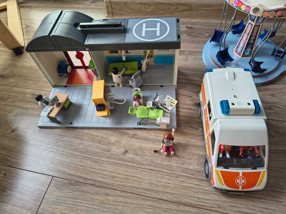 Playmobil domek, szpital, salon sukien ślubnych Mega zestaw