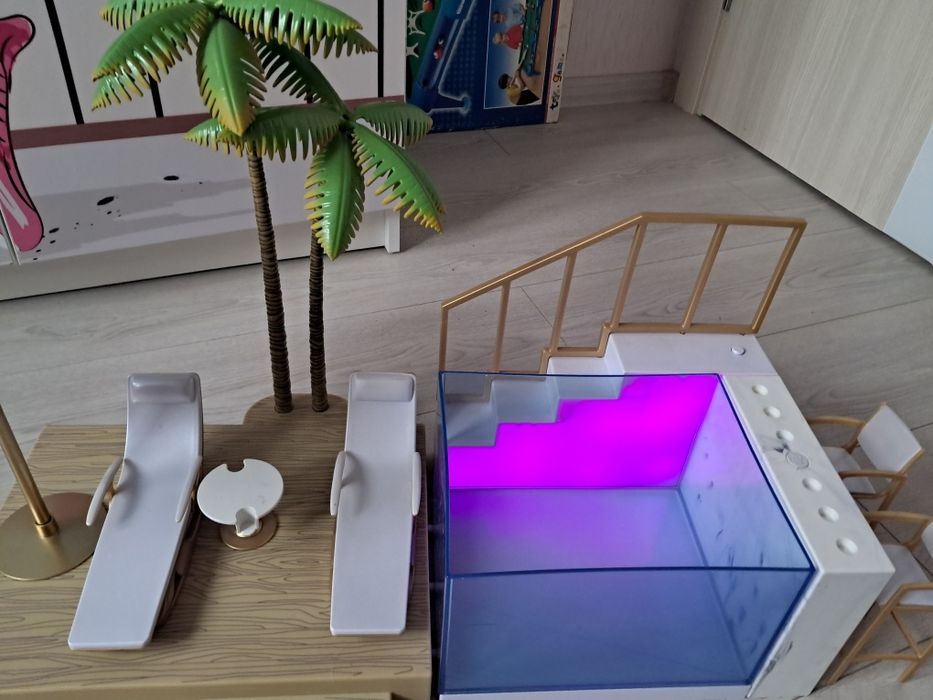 Бу басейн Рейнбоу хай