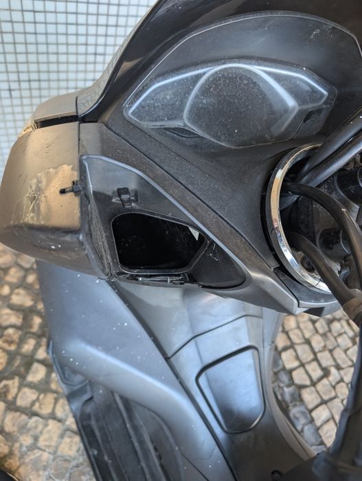 Honda PCX 2019 pronta para o trabalho.