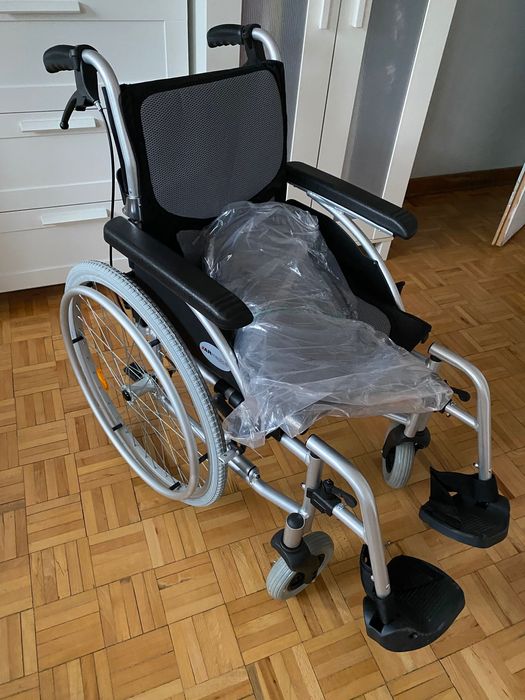 Wózek inwalidzki, nowy, Ultra lekki