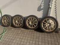Jantes com pneus honda S2000