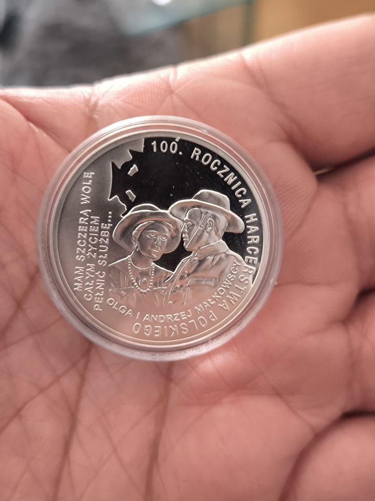Moeda Comemorativa 10 Złotych – Escutismo Polaco