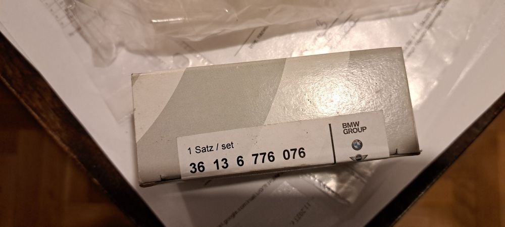 Oryginał Bmw Komplet śrub zabezpieczających felgi  F10 11 f06 f07