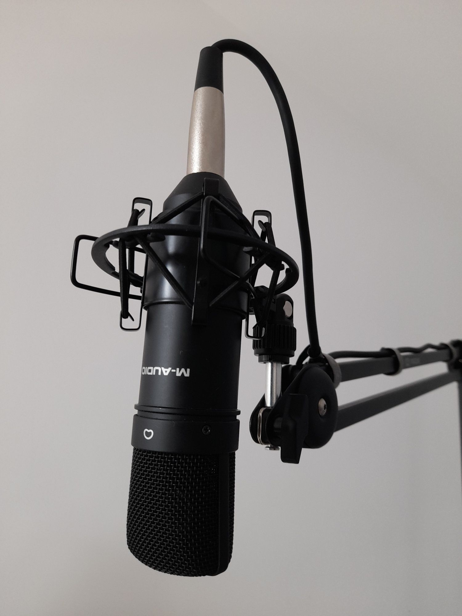 Mikrofon pojemnościowy z pop-filtrem M-Audio Nova Black