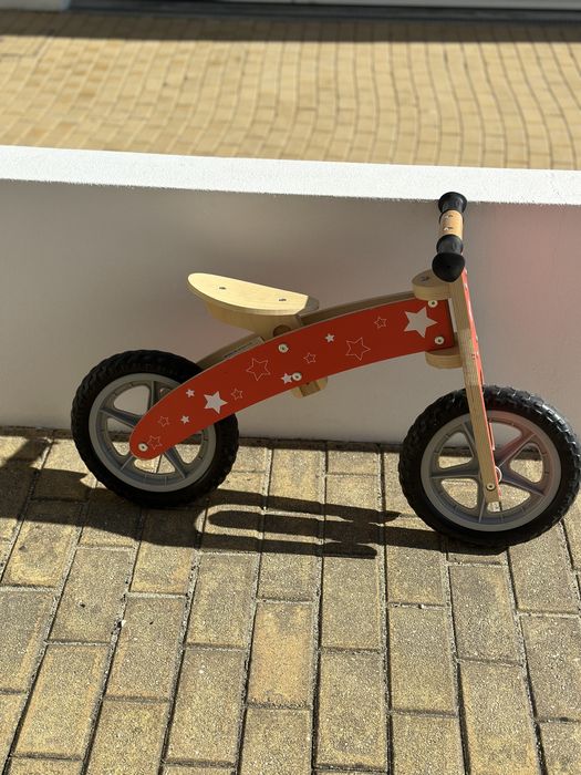 Bicicleta criança roda 10/12 para crianças ate 6 anos