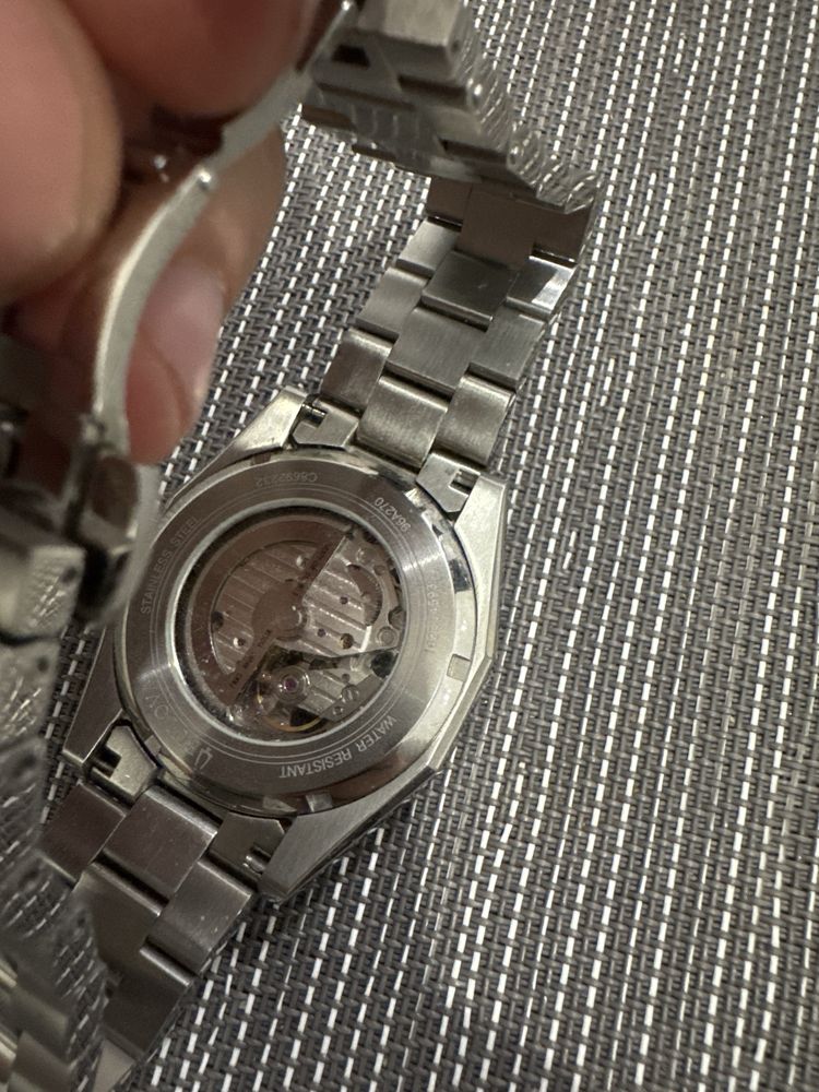 Bulova Surveyor 96A270 42mm