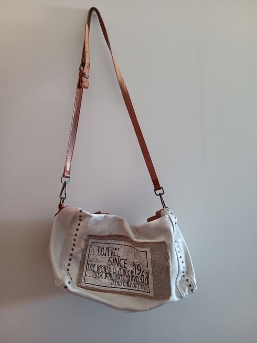 Mala Vintage com Alça Curta e Comprida