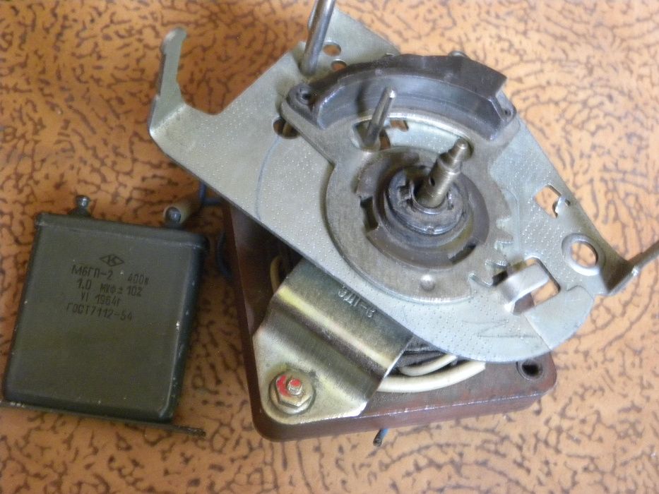 Двигатели для проигрывателей винила(радиол,вертушек) СССР.