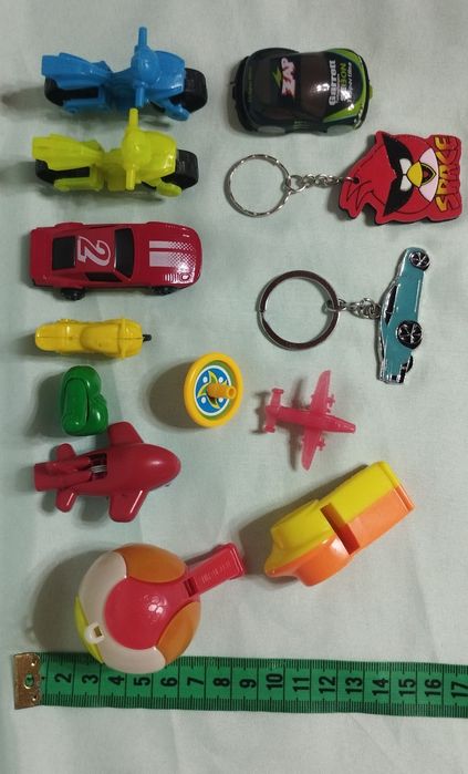 Набір іграшок (13 штук)