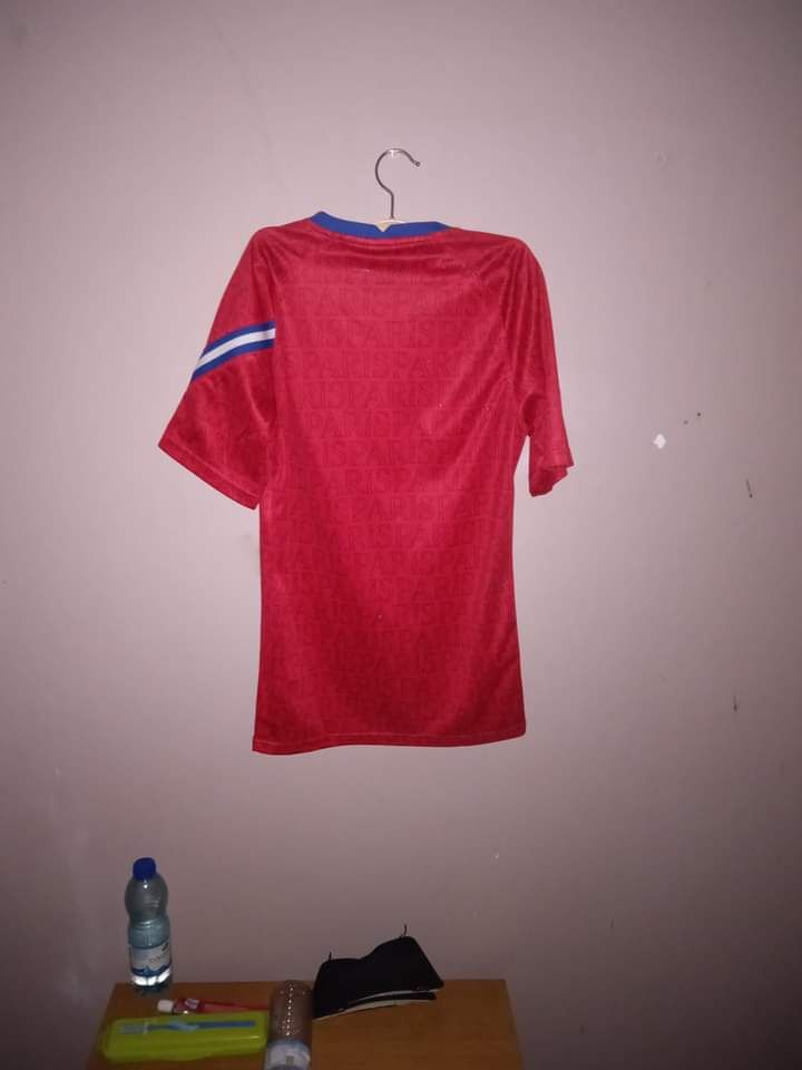 T shirt Nike vermelho oficial
10€
Entrego