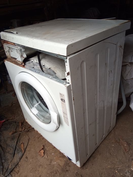 Пральна машина Siemens на деталі