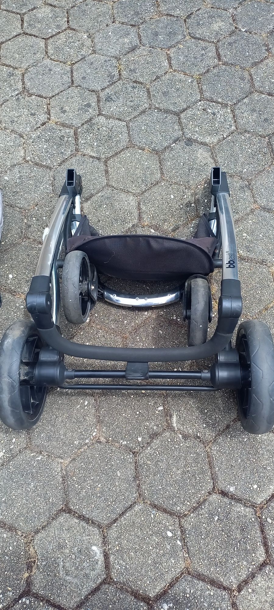Carrinho de bebé em otimo estado