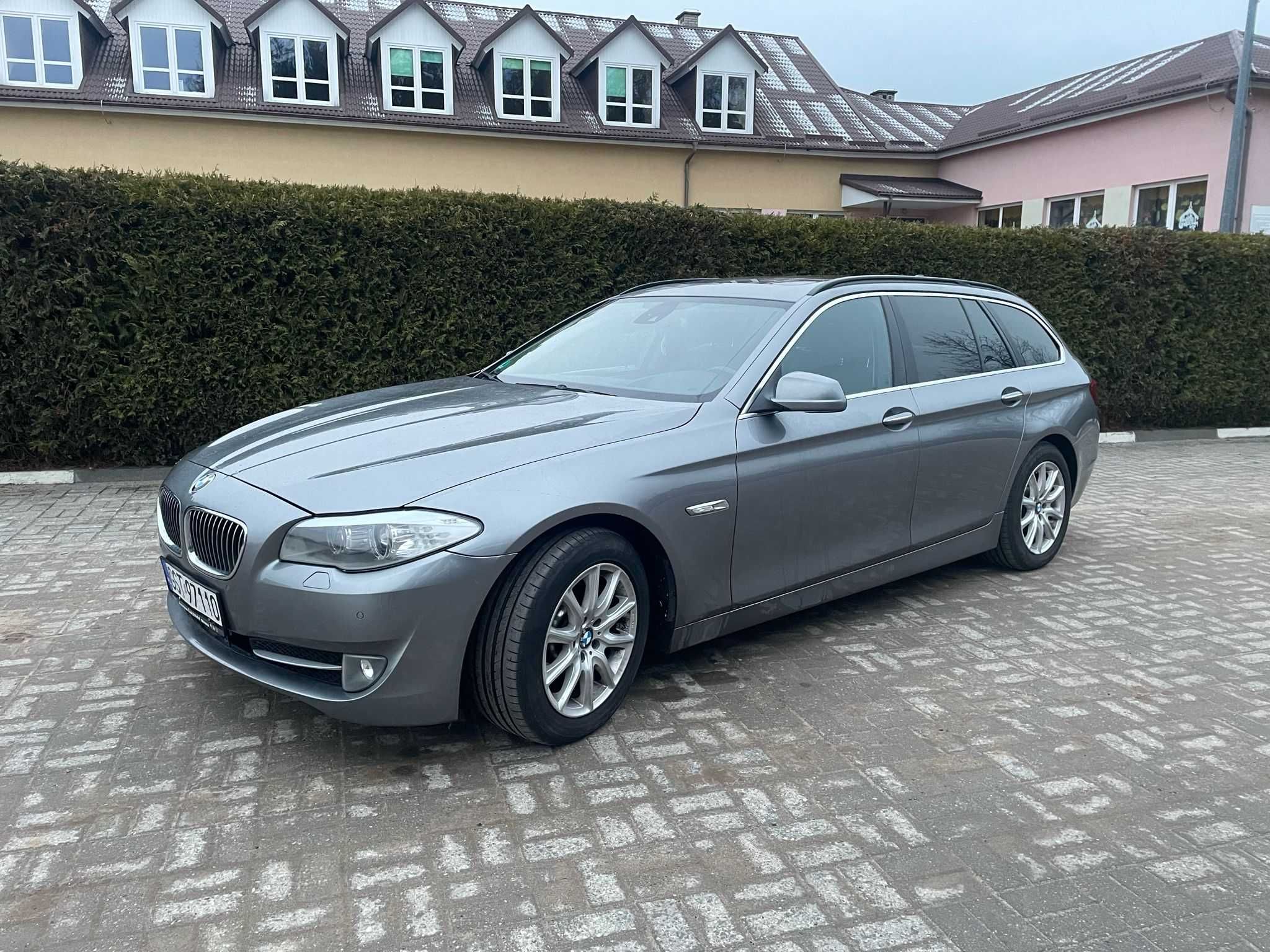 BMW 5 F11 Navi Skora Panorama Aktywny tempomat.