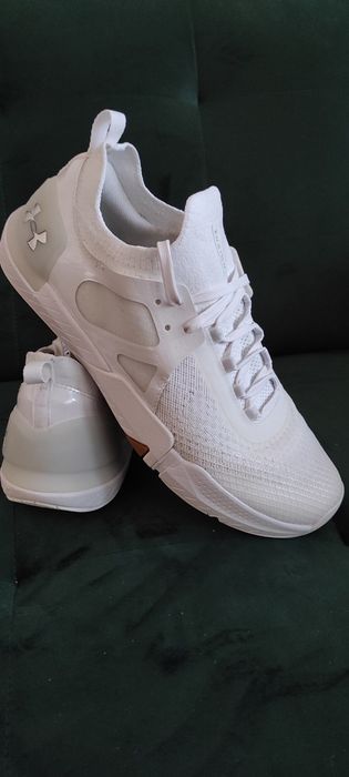 Under Armour UA TriBase Reign 4 Pro Reflect rozmiar 44 (28 cm)