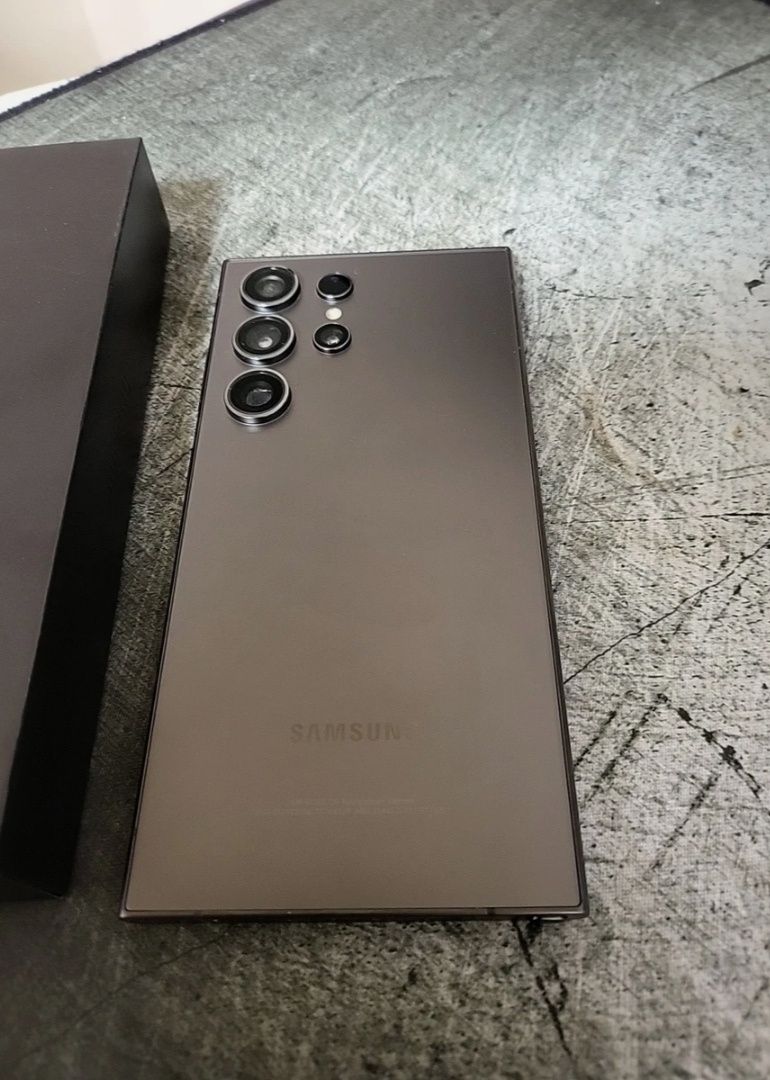 Samsung Galaxy S24 Ultra 12/512 Gb