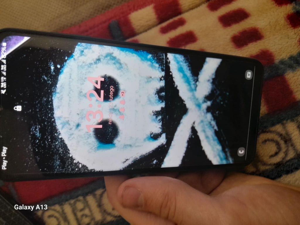 Zamienię się telefonem samsung a13 za i ponad 11 w dobrym stanie
