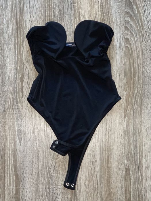 Чорний боді сексі декольте на силіконі