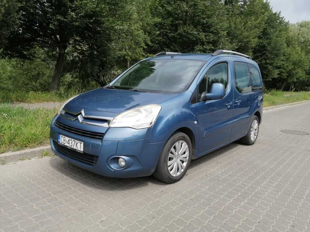 Citroen Berlingo 1,6 Diesel, 7 osobowy 2010r.