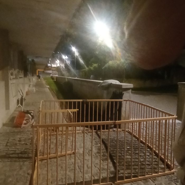 Cerca madeira criança brincar