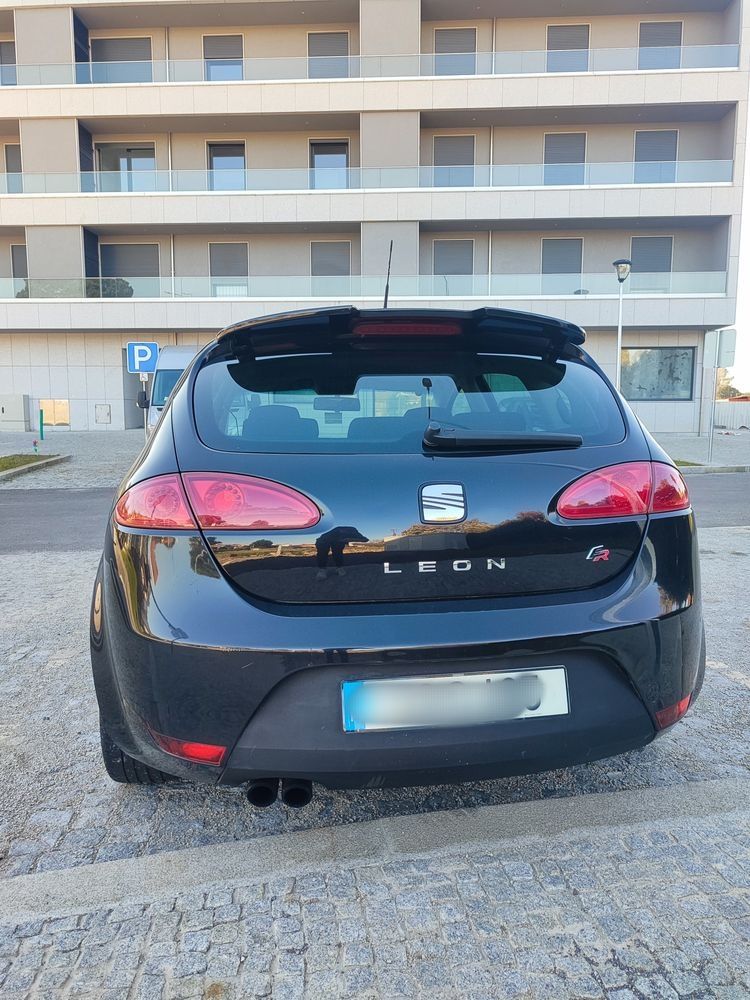 Seat Leon 1P Fr (possibilidade de financiamento)