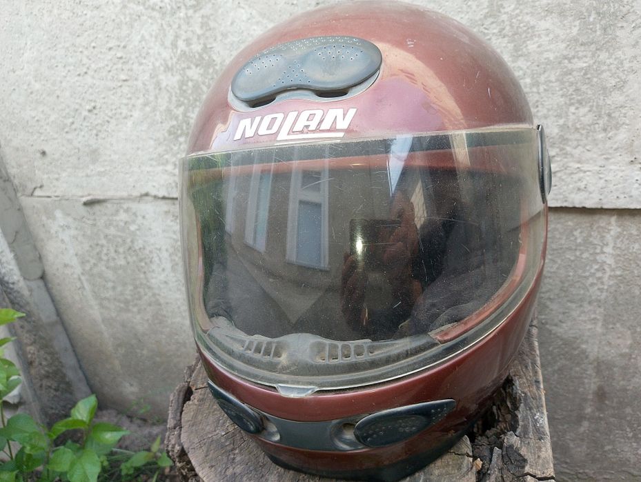 Мото шлем nolan б/у.