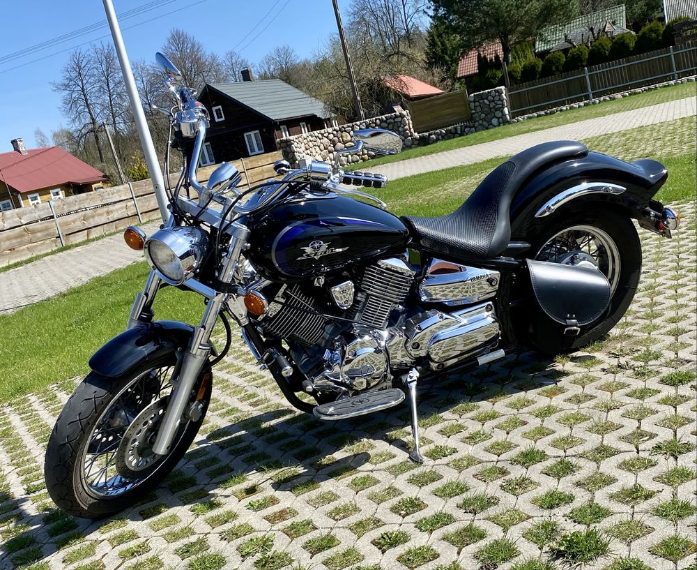 Yamaha VStar XVS1100 Custom