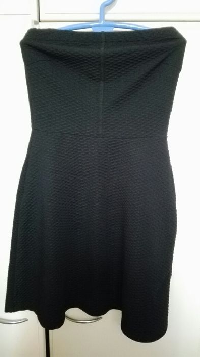 Vestido preto Bershka kai kai