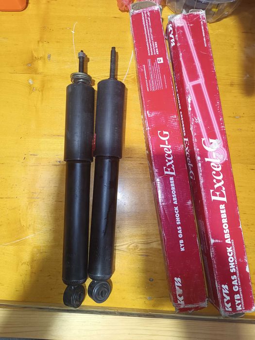 Амортизатор передній 344279 Kayaba Isuzu trooper, Opel  monterey