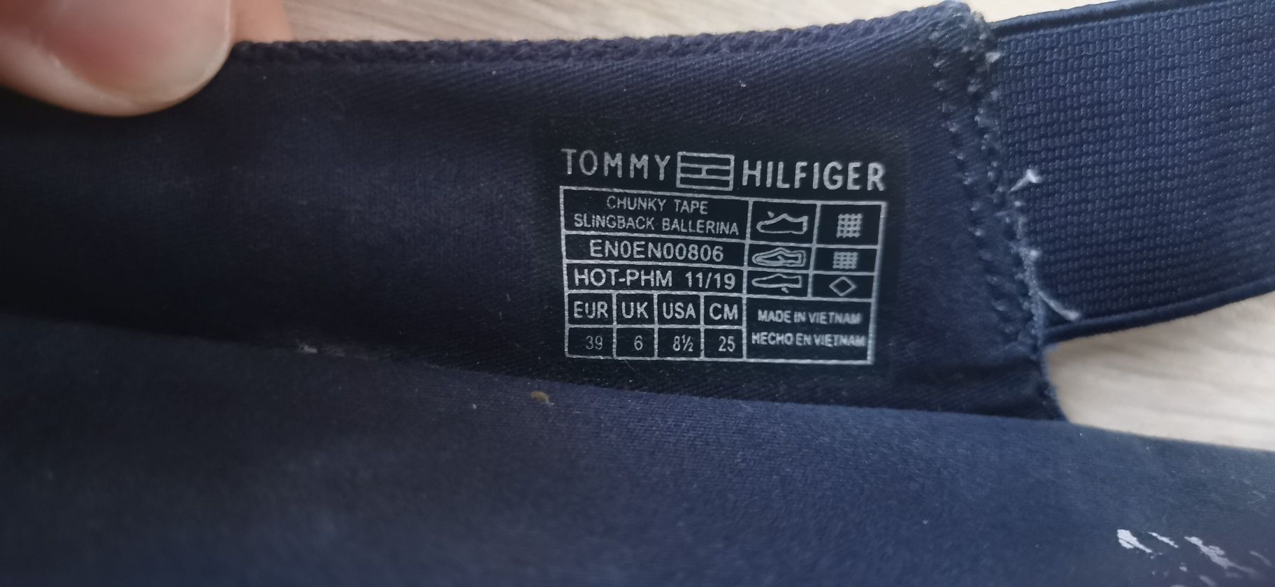 Baleriny granatowe Tommy Jeans na gumce bez pięty r. 39