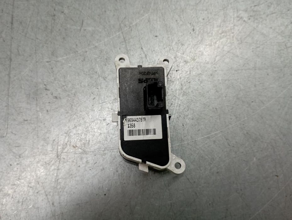 Display / ecrã de informações RENAULT Megane IV (B9A/M_)