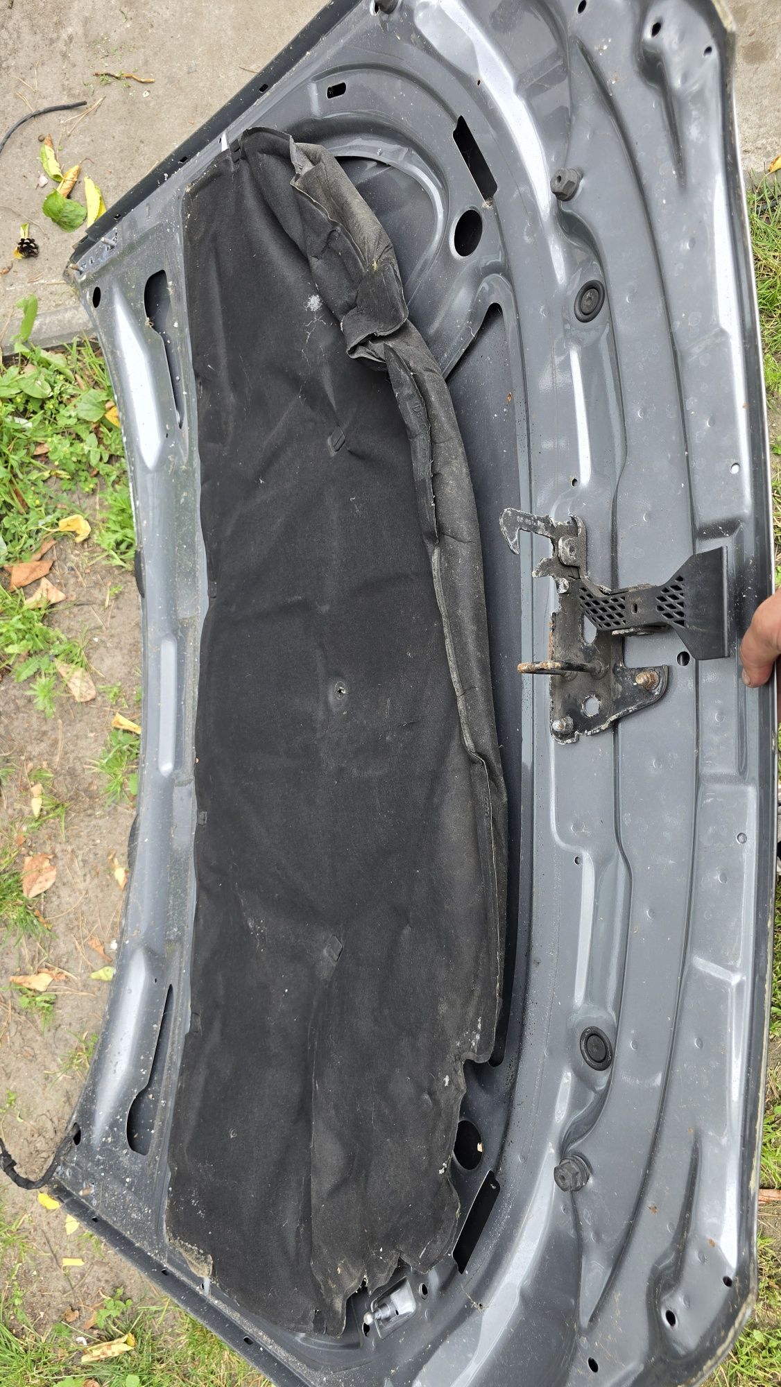 Maska pokrywa silnika Audi A4 B7 LY7G