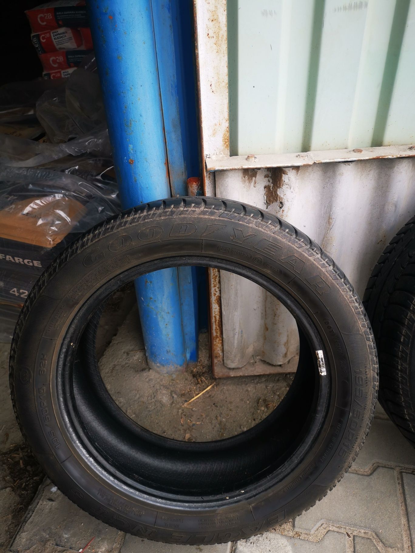 Opony letnie Goodyear 195/50r15