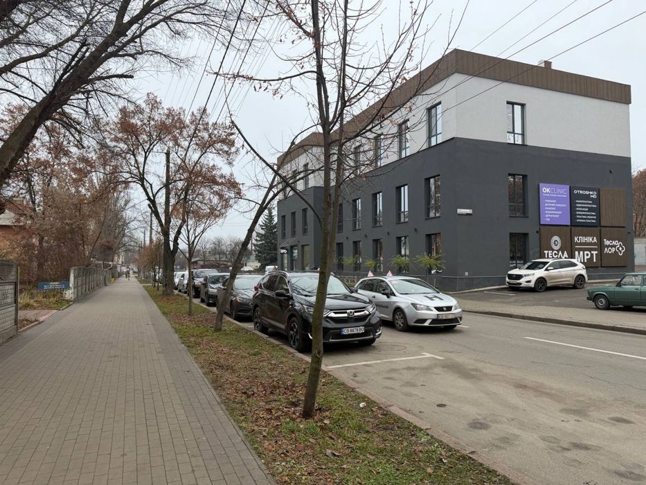 Оренда приміщення по вул. Полуботка (навпроти Тесли)