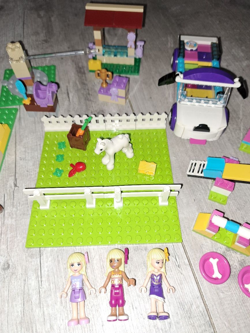 Lego friends zestawy z konikiem i pieskami