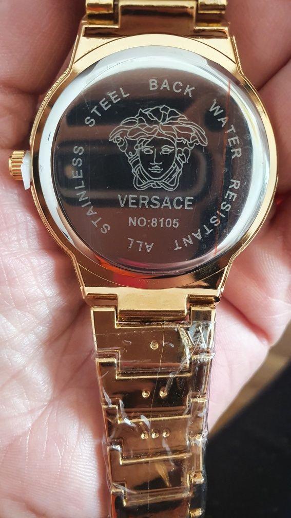 Nowy damski zegarek