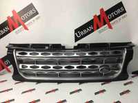 Решетка радиатора Land Rover Discovery 4 L319 LR051298