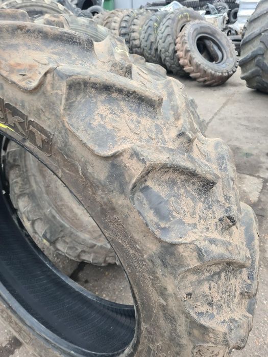 320/85r34 12.4r34 OPONA BKT / 1 SZT / 90% bieżnika