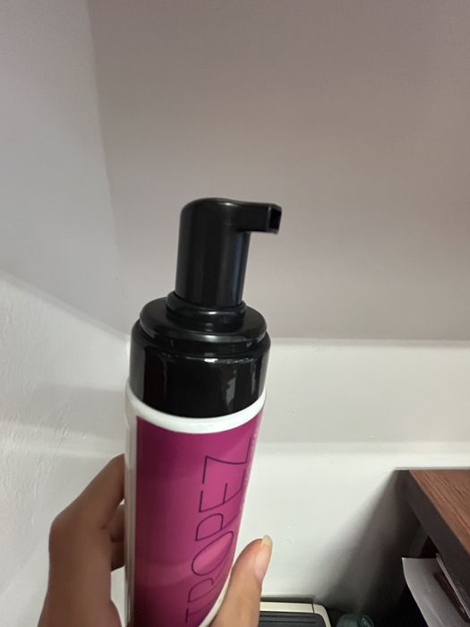 Pianka Samoopalająca 200 ST. TROPEZ Berry Sorbet