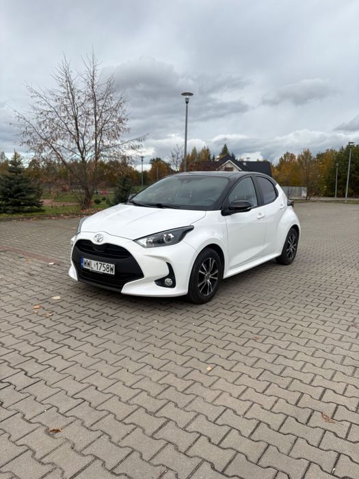 Toyota Yaris Toyota Yaris 1.5  2022r / + koła zimowe