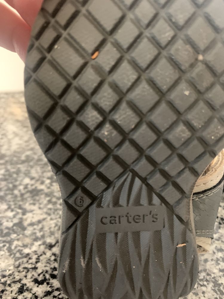 Босоніжки/сандалі carter’s