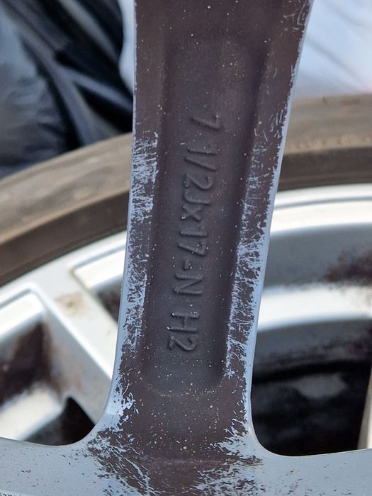 Oryginalne Koła zimowe BMW 3 225/50R17 Firestone czujniki 23r.