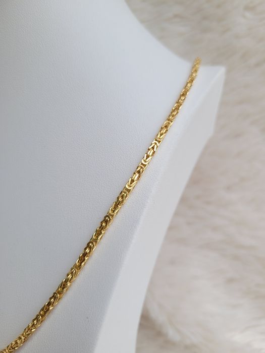 Złoty pozłacany naszyjnik łańcuszek kajdan splot królewski