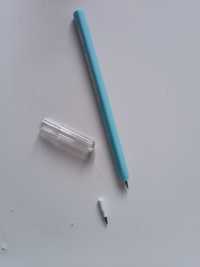 ołówek automatyczny z wkładami