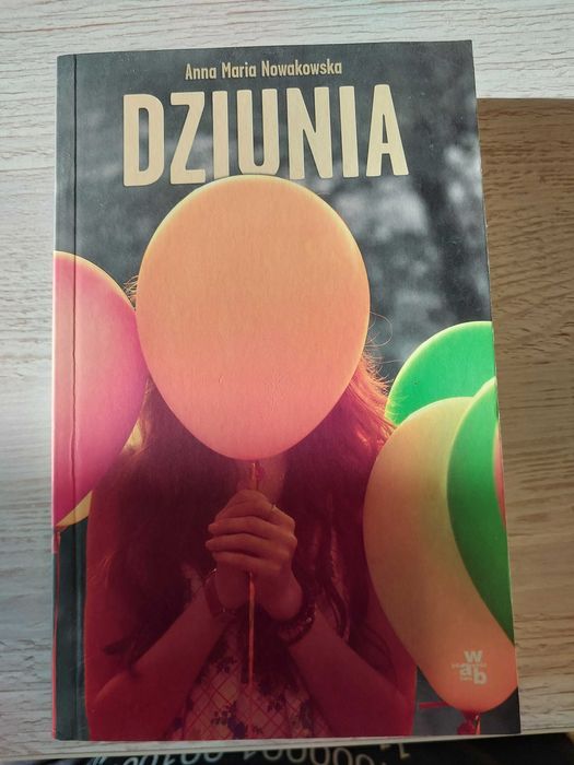 Ksiazka Dziunia Anna Maria Nowakowska