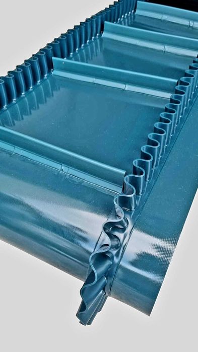 Taśma przenośnikowa transportowa PVC z falą boczną na wymiar