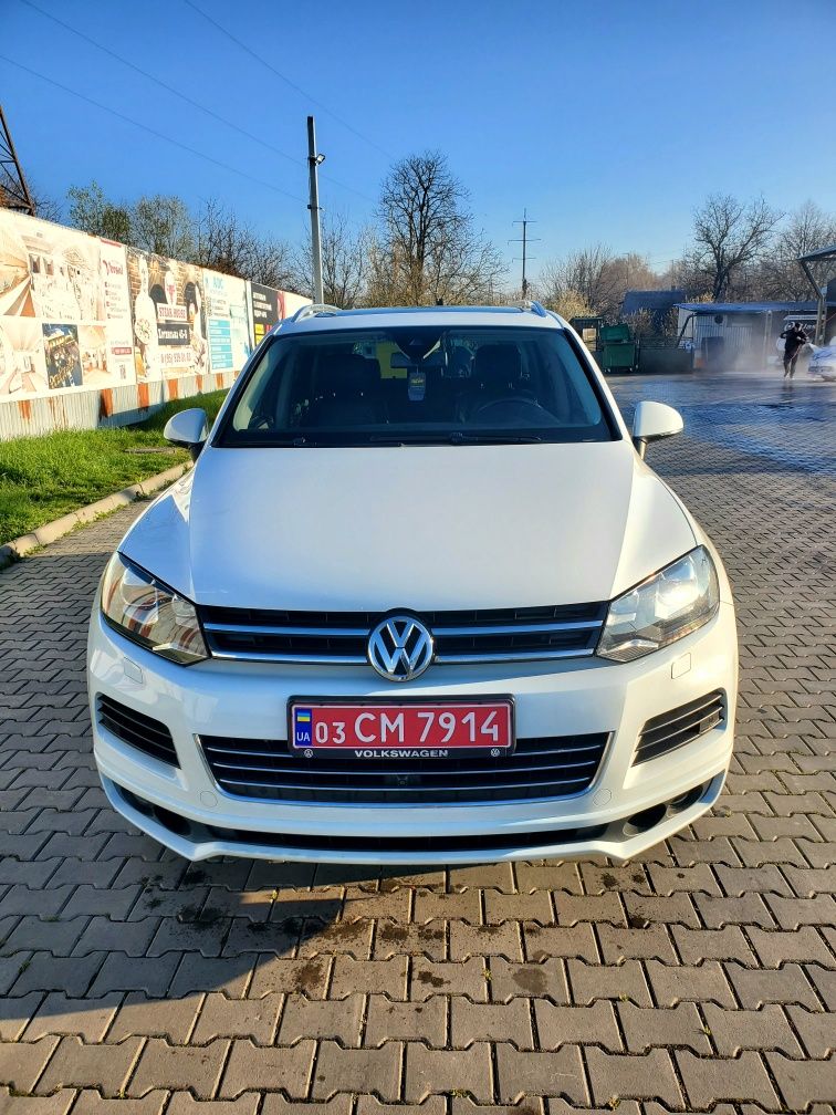 Touareg R-line  Максимальна комплектація/Вся в рідному окрасі/Пневмо/