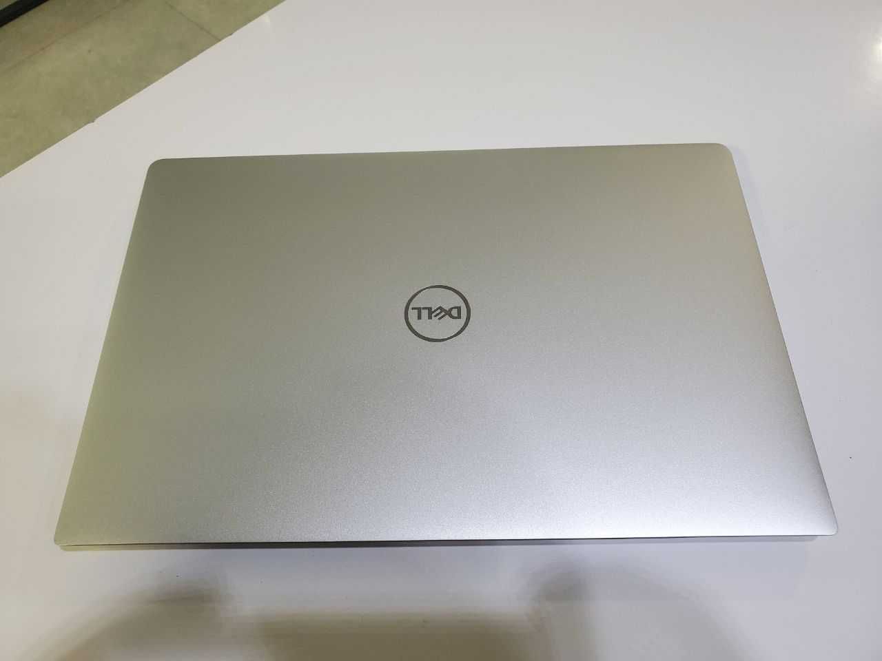 Ноутбук Dell XPS 7390 Intel Core i7-10710U/16Gb/512Gb SSD/Win11
