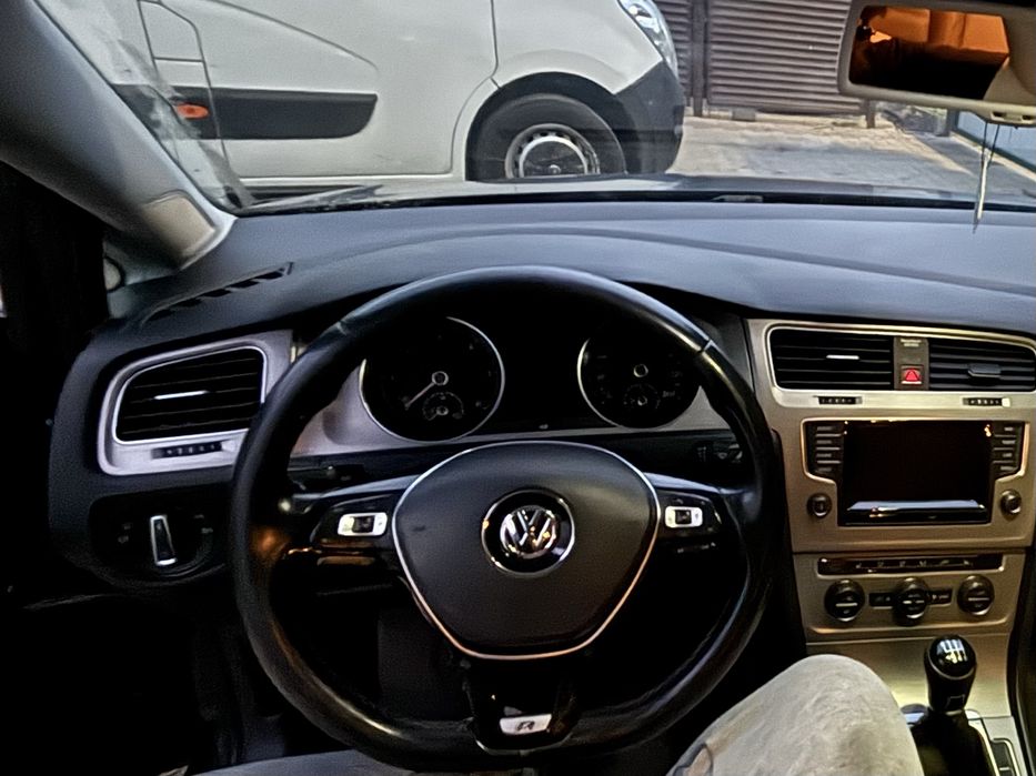 Dekory / wnetrze golf 7